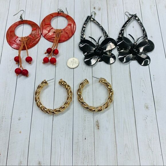 Earring Bundle  - Picture 1 of 4